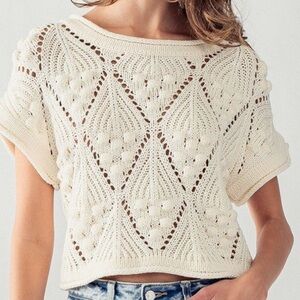 130. New Crochet Pattern Top Off White
